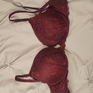 Burgundy Victoria Secret 32D bra